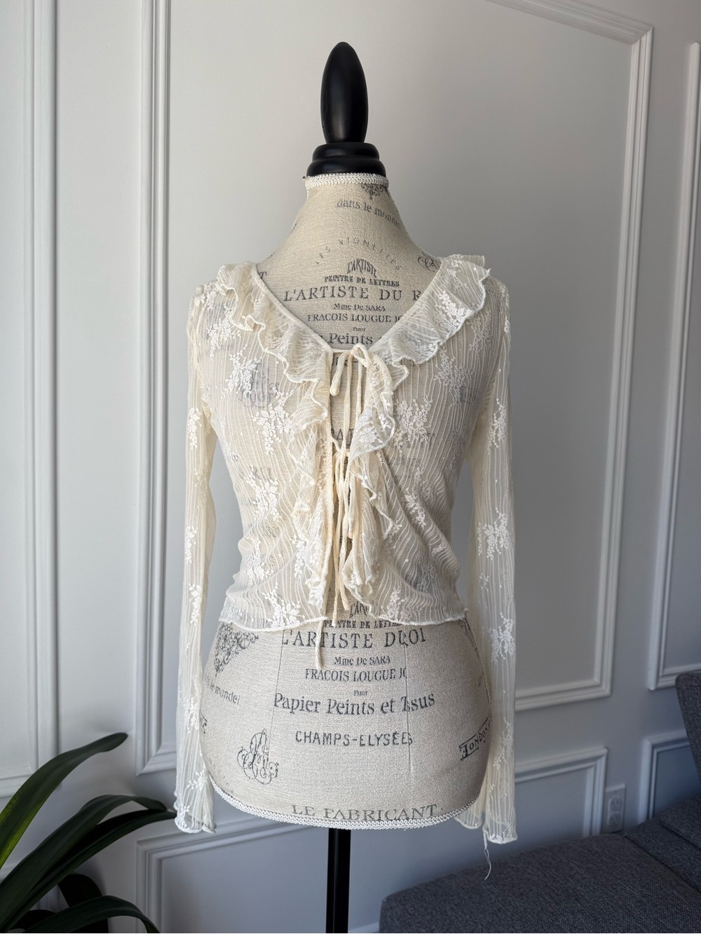 Thirty thirty Ivory Lace Ruffle Tie-Front Top